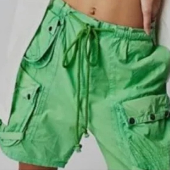 NWT ~ Free People Moon Bay Parachute Shorts - Picture 3 of 3